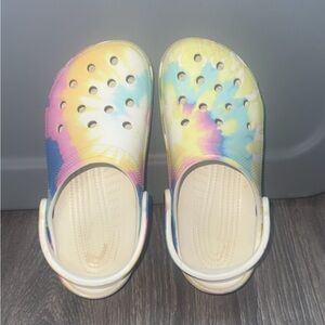Women’s crocs